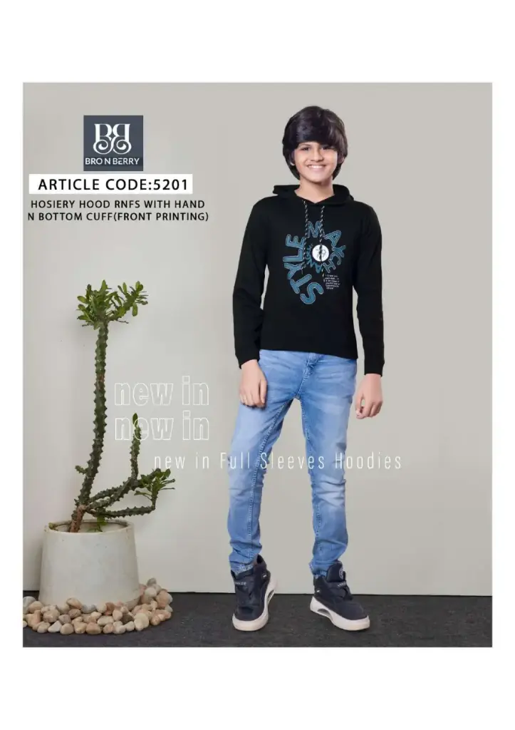 5201 Hoddie With Hand Cuff Front Print 